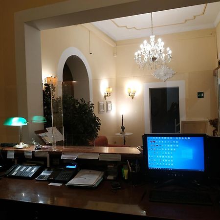 Hotel Del Centro Палермо Экстерьер фото